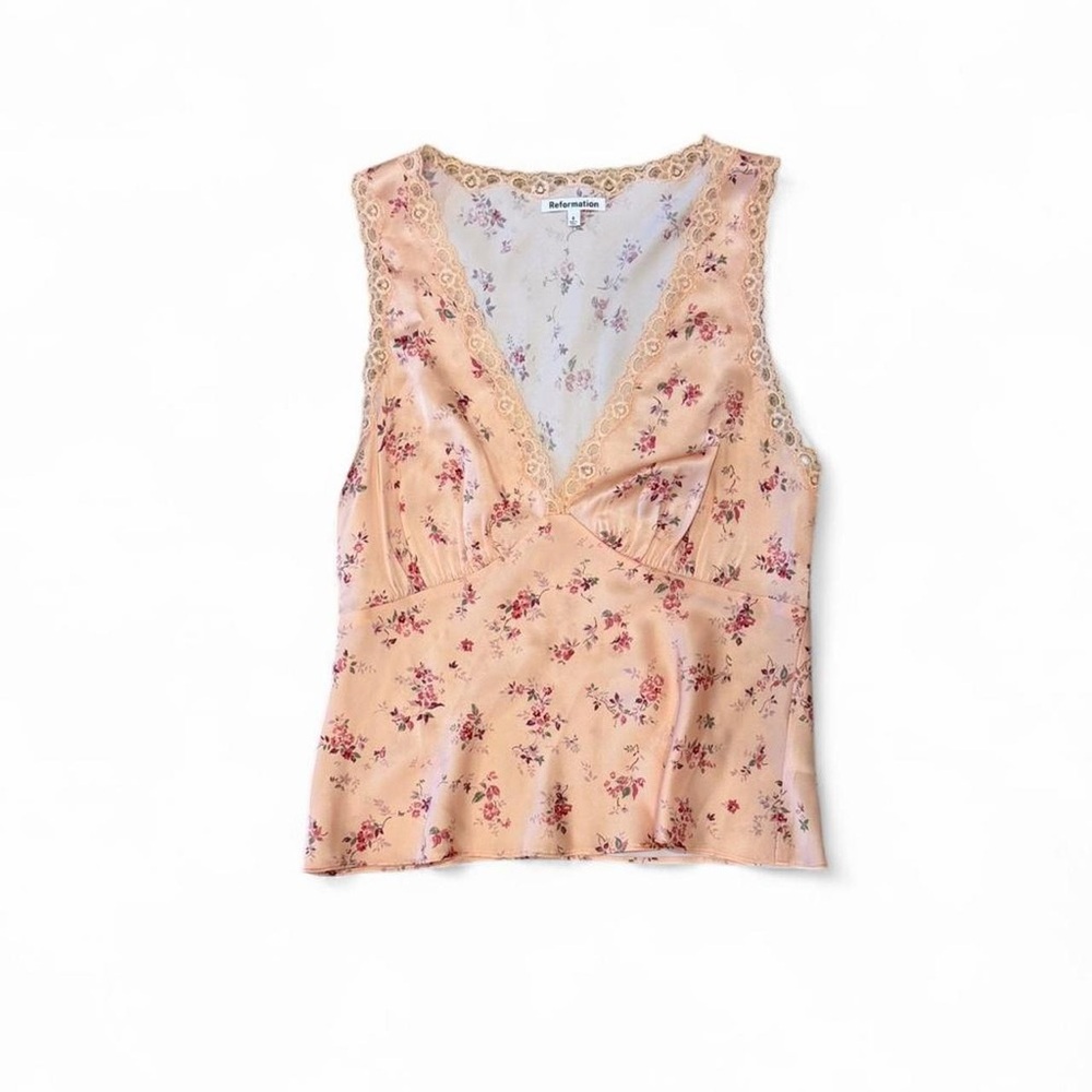 Reformation Peach Floral Lace-Trim Sleeveless V-Neck Top